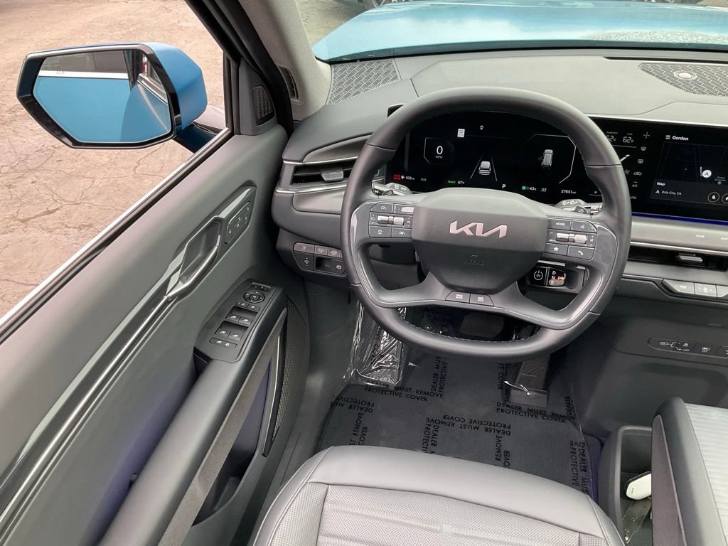 Used 2024 Kia EV9 Land AWD/4WD image 47