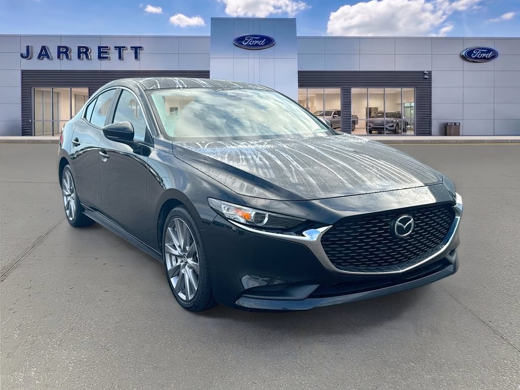 Used 2020 MAZDA MAZDA3 Sedan w/ Select Package FWD image 1