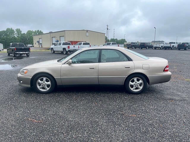 Used 2000 Lexus ES 330 FWD image 2