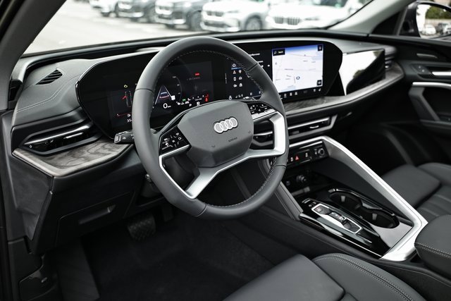 New 2025 Audi Q5 Premium Plus image 18