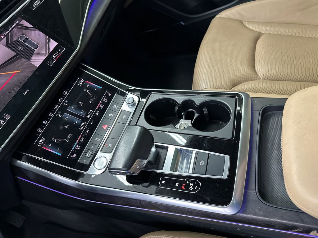 Used 2019 Audi Q8 Premium Plus w/ Premium Plus AWD/4WD image 34