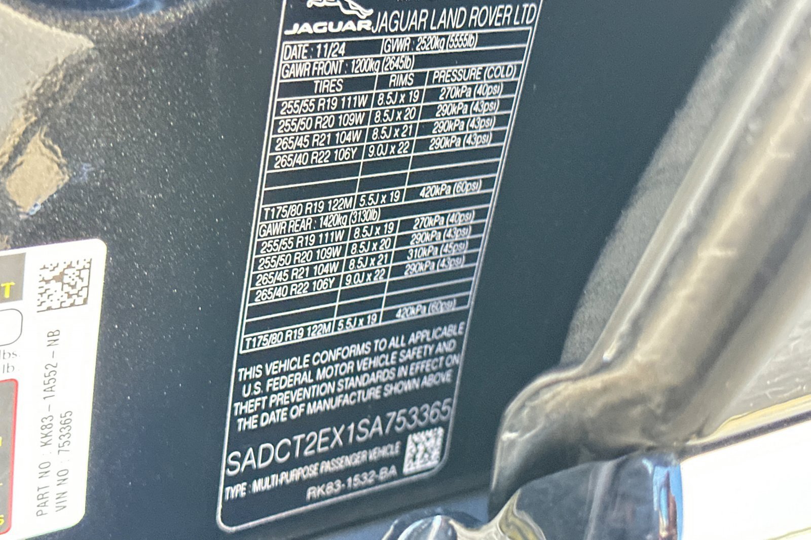 Used 2025 Jaguar F-PACE R-Dynamic S image 35