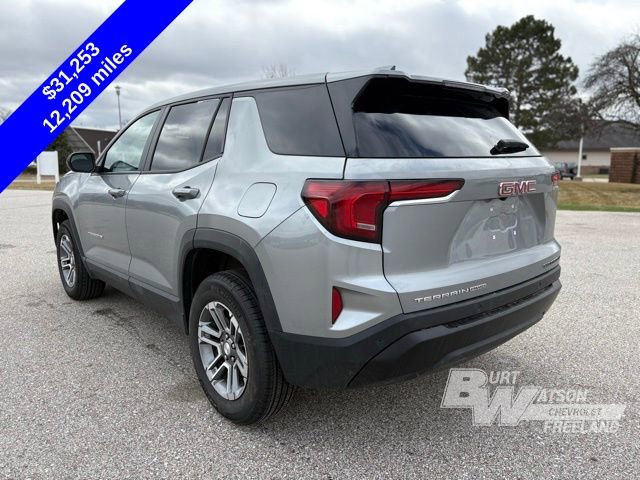 Used 2026 GMC Terrain Elevation image 4