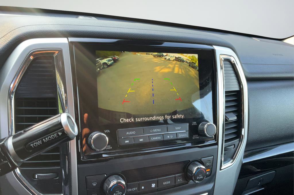 Used 2021 Nissan Titan SV w/ SV Convenience Package AWD/4WD image 17