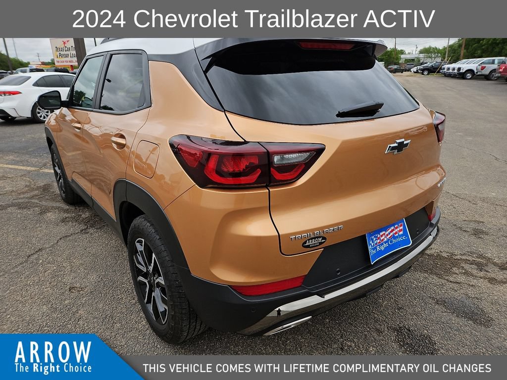 Used 2024 Chevrolet TrailBlazer ACTIV w/ Convenience Package FWD image 9