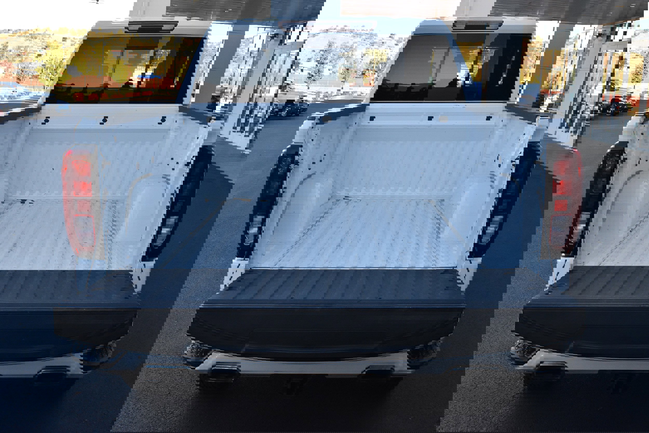 Used 2021 GMC Sierra 1500 Elevation w/ Preferred Package image 8