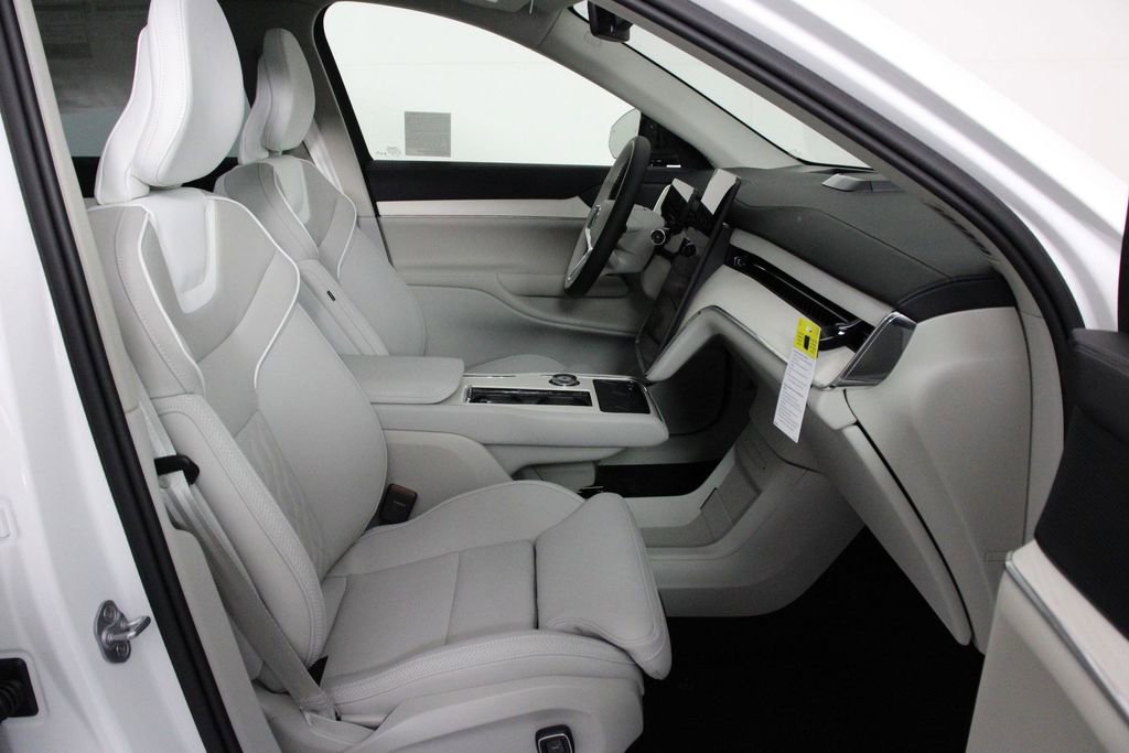 New 2025 Volvo EX90 Ultra image 10