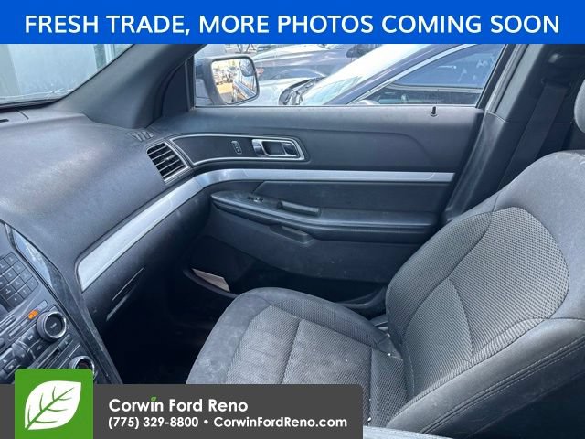 Used 2017 Ford Explorer XLT AWD/4WD image 12