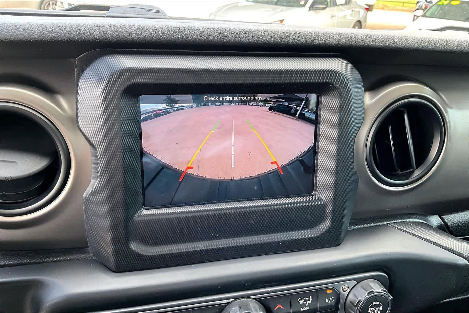 Used 2019 Jeep Wrangler Unlimited Sport S AWD/4WD image 22