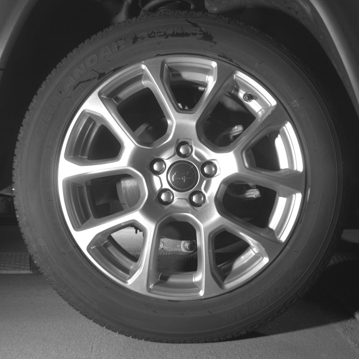 Used 2025 Jeep Compass Limited AWD/4WD image 15