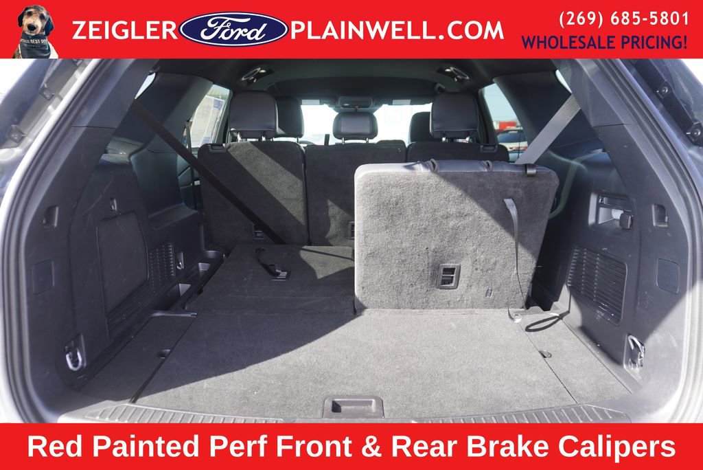 Used 2025 Ford Explorer ST-Line w/ ST-Line Street Pack image 10