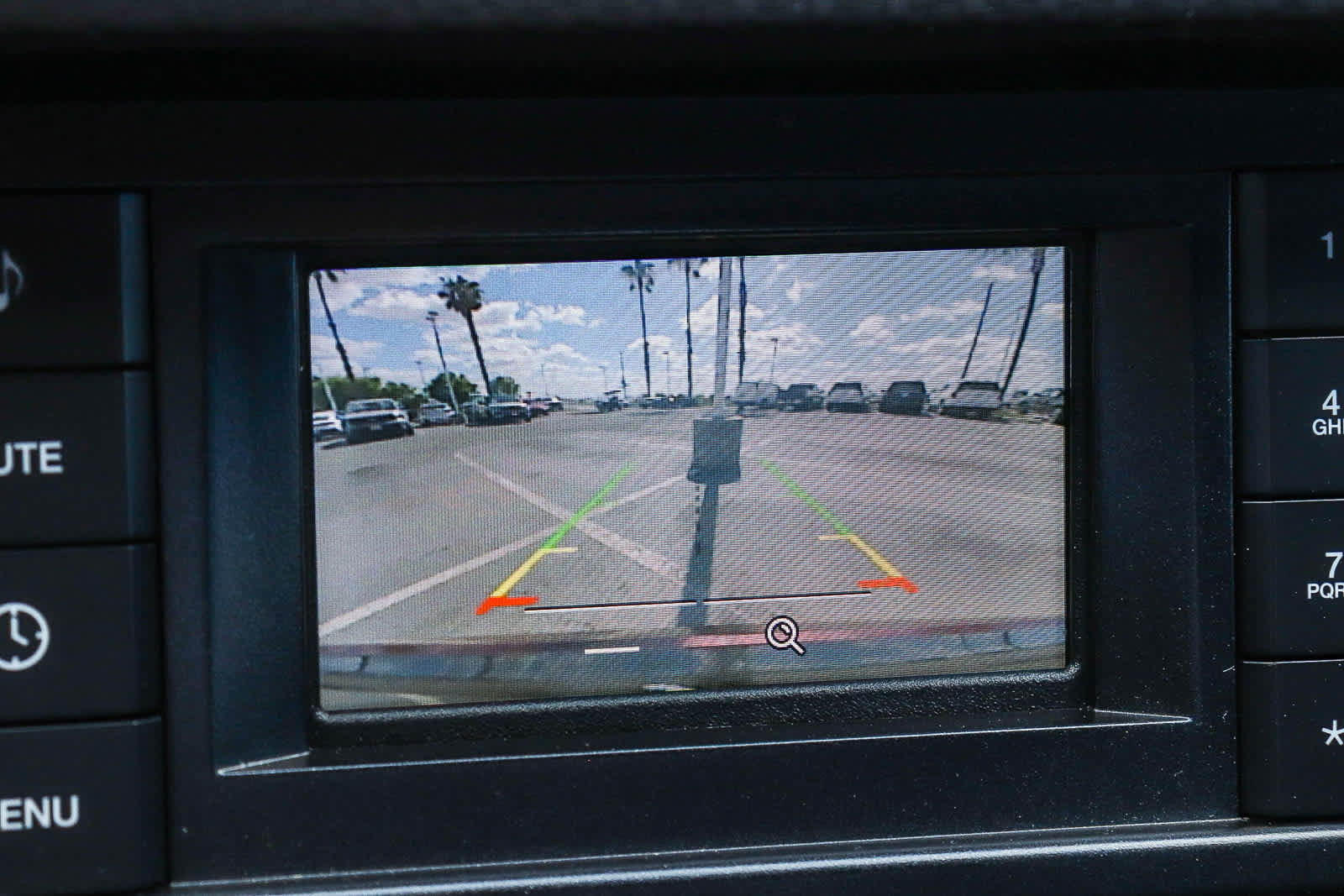 Used 2018 Ford Mustang Coupe RWD image 26