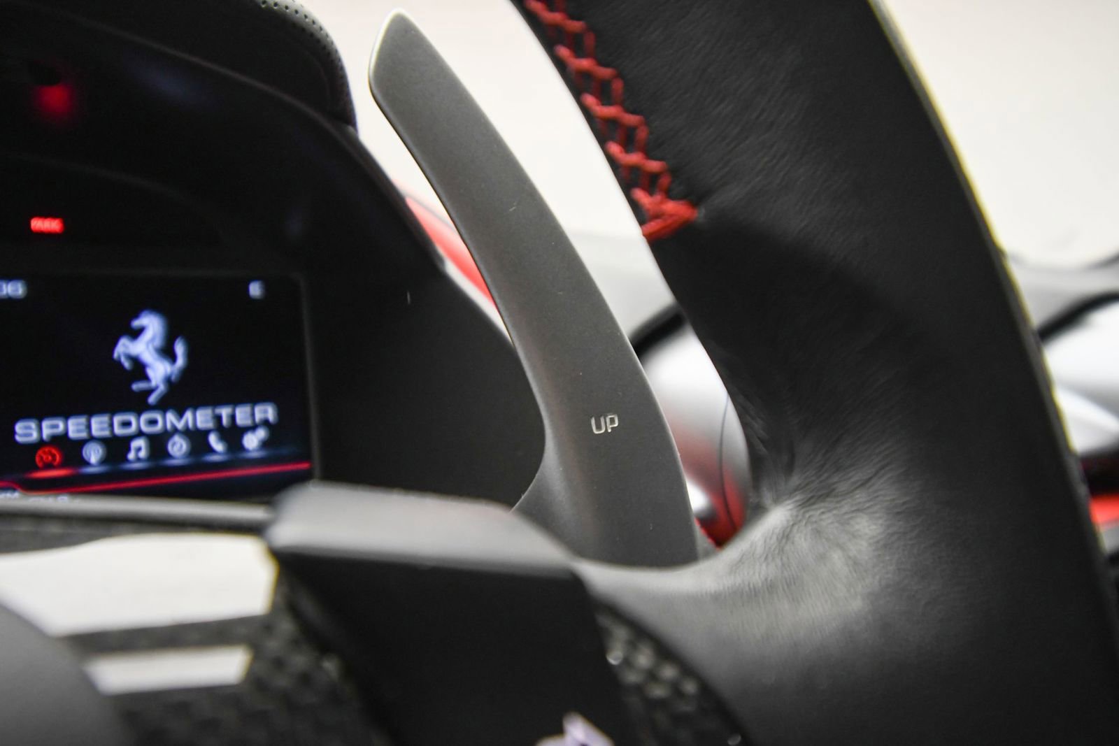 Used 2018 Ferrari 812 Superfast RWD image 46