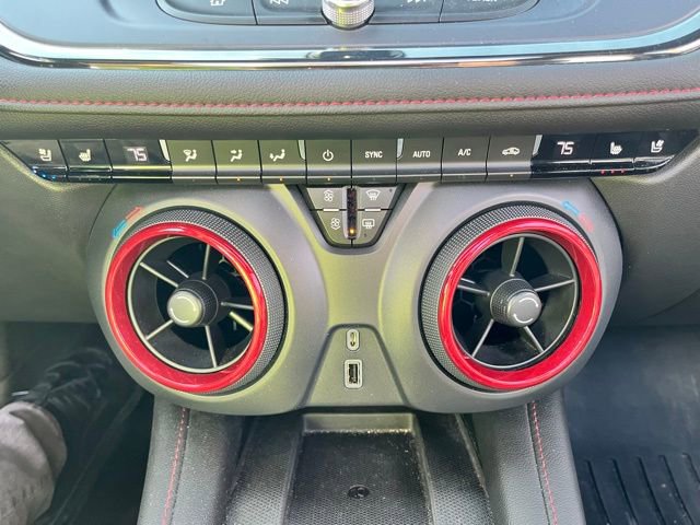 Used 2021 Chevrolet Blazer RS w/ Enhanced Convenience Package AWD/4WD image 43