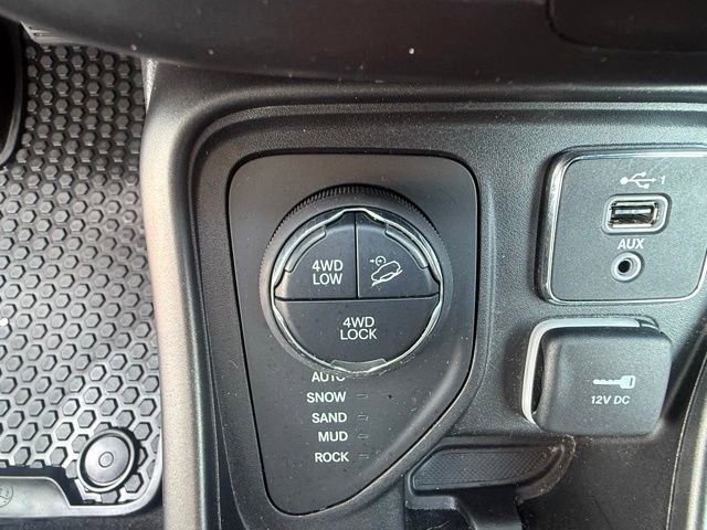 Used 2021 Jeep Compass Trailhawk AWD/4WD image 12