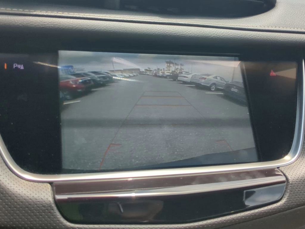 Used 2018 Cadillac XT5 AWD image 20