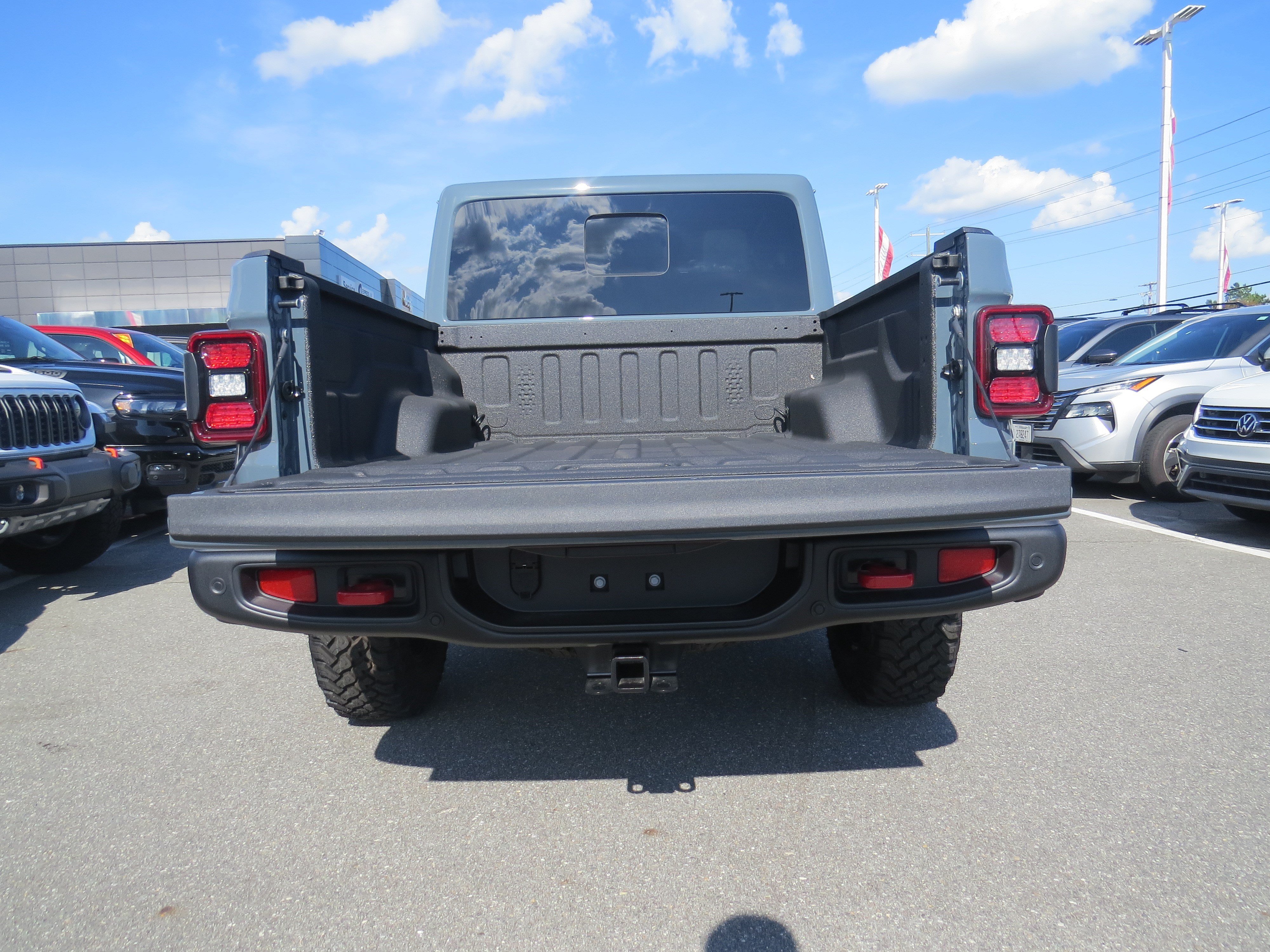 New 2026 Jeep Gladiator Rubicon AWD/4WD image 4