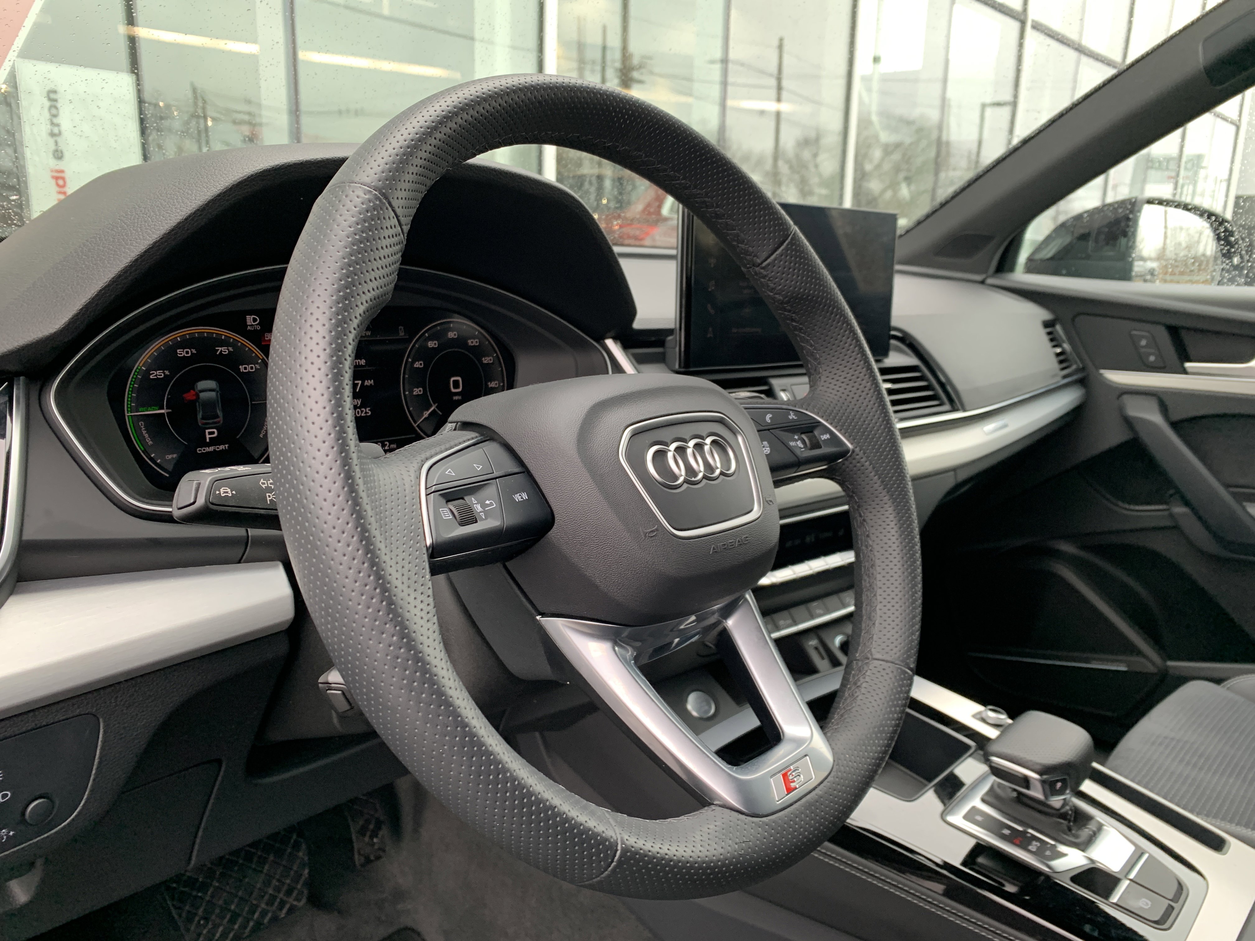 Certified 2024 Audi Q5 e Premium Plus w/ Premium Plus Package image 4
