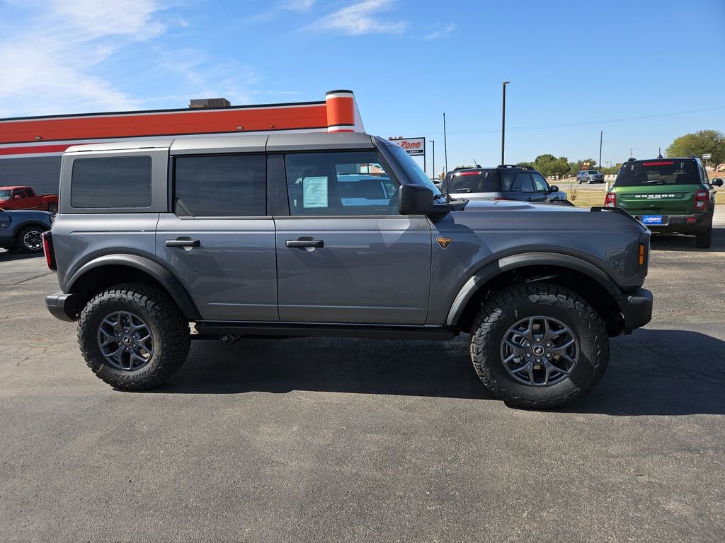 New 2025 Ford Bronco Badlands image 14