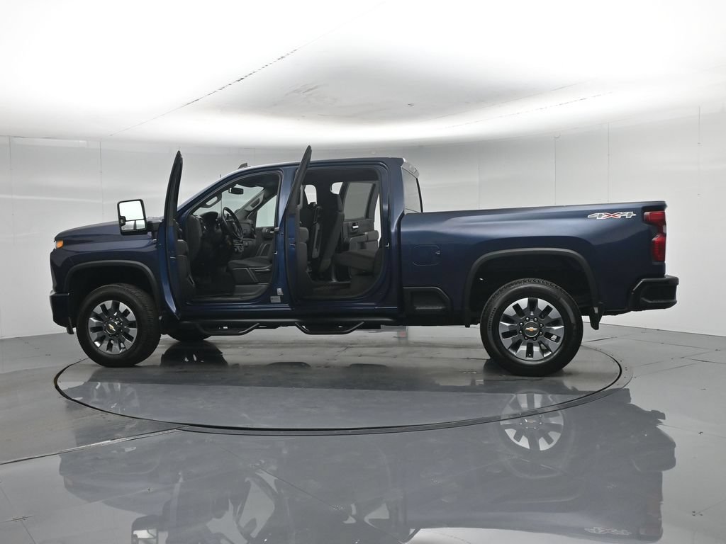 Used 2022 Chevrolet Silverado 2500 Custom w/ Custom Value Package AWD/4WD image 38