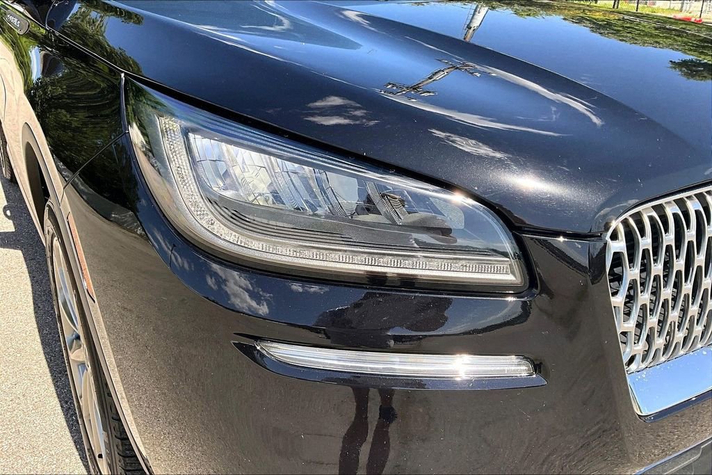 Used 2021 Lincoln Corsair AWD w/ Premium Package image 29