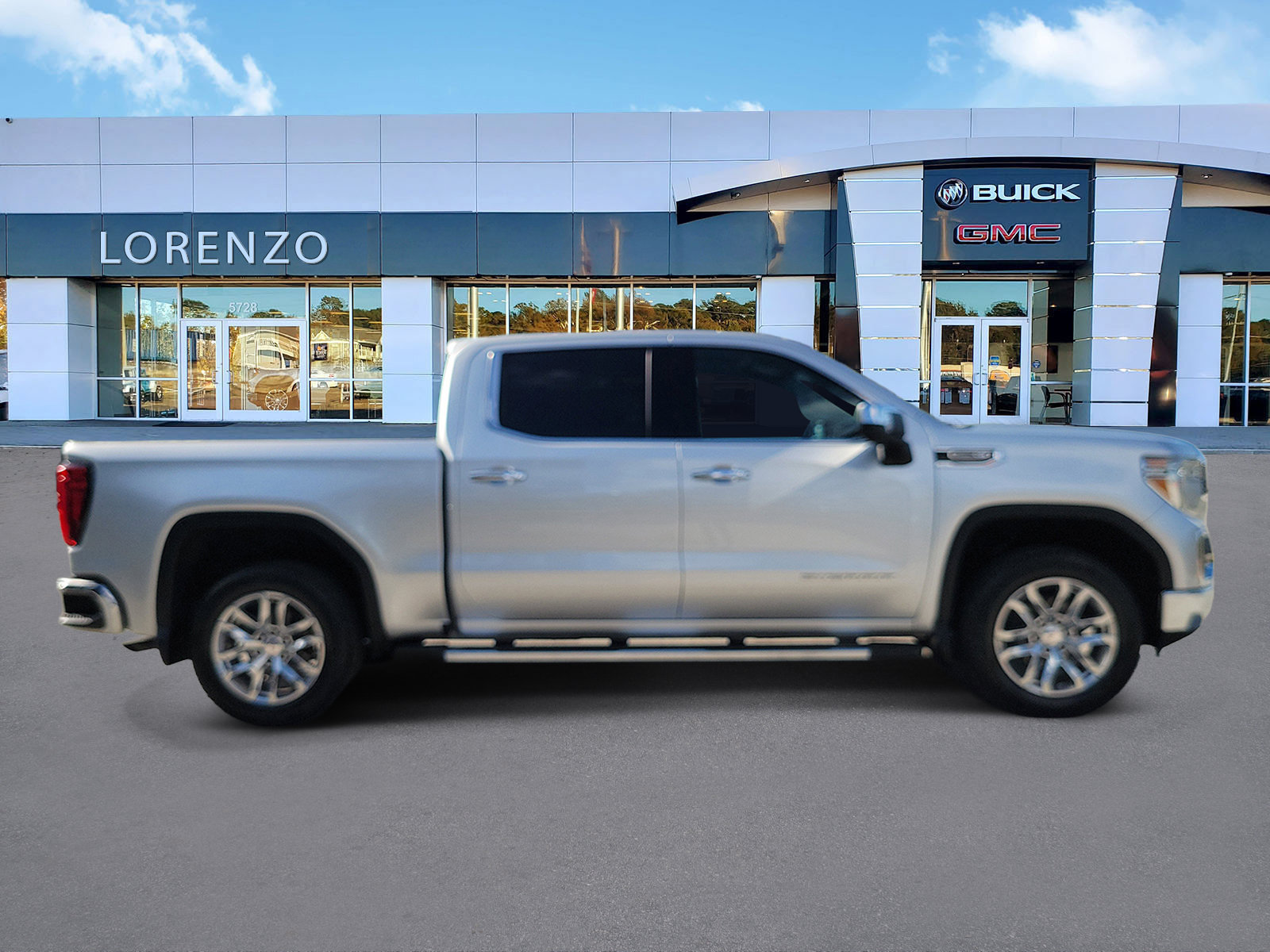 Used 2020 GMC Sierra 1500 SLT w/ SLT Premium Package RWD image 4