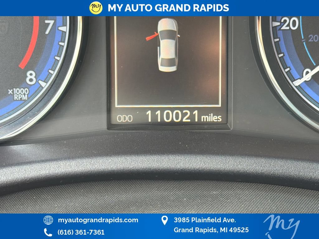 Used 2019 Toyota Corolla SE FWD image 18