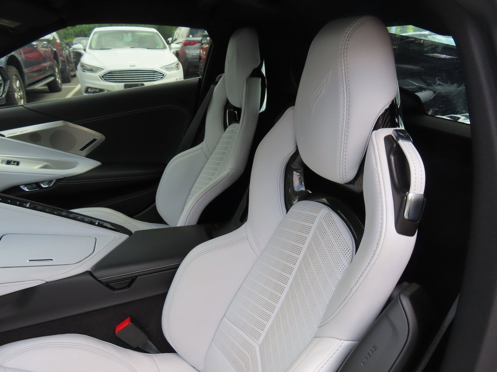 Used 2022 Chevrolet Corvette Stingray Preferred Cpe w/ 2LT image 35