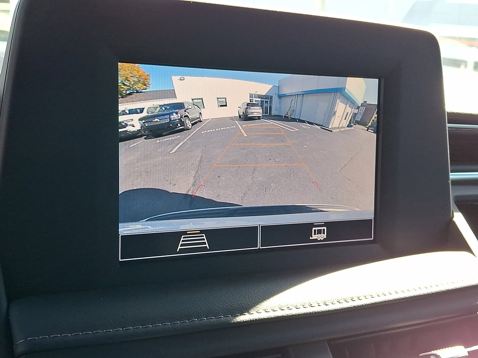 Certified 2022 Chevrolet Tahoe LS w/ Driver Alert Package image 20