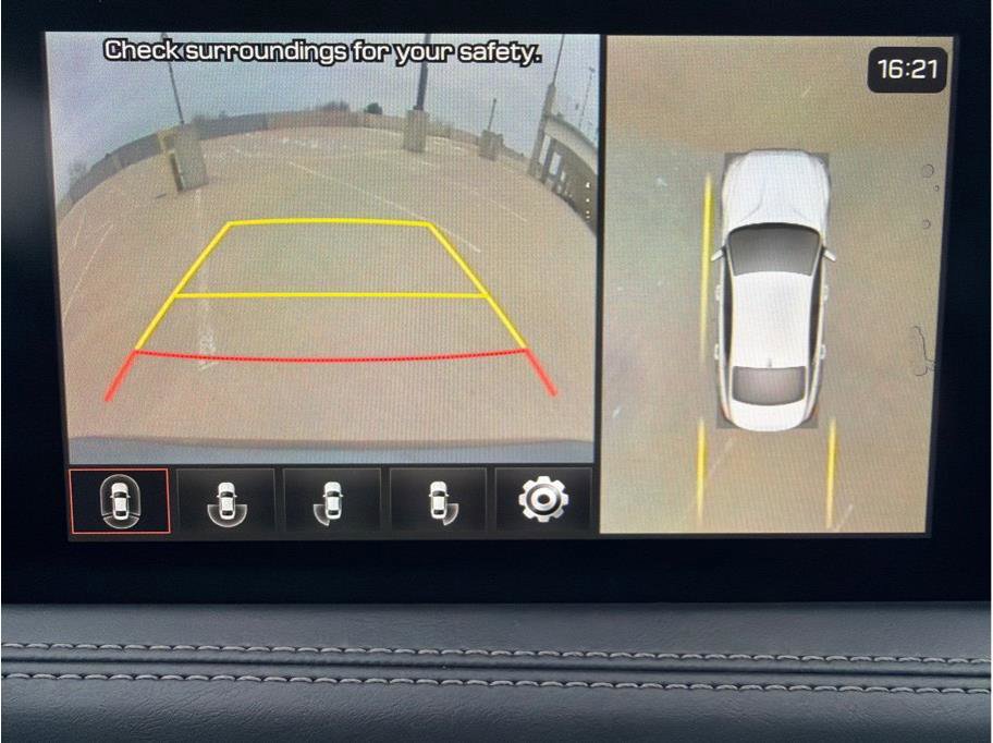 Used 2019 Genesis G70 2.0T Advanced w/ Prestige Package image 23