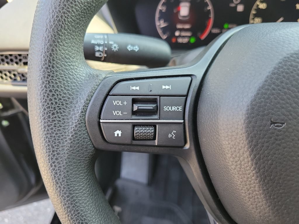 Used 2024 Honda HR-V LX image 25