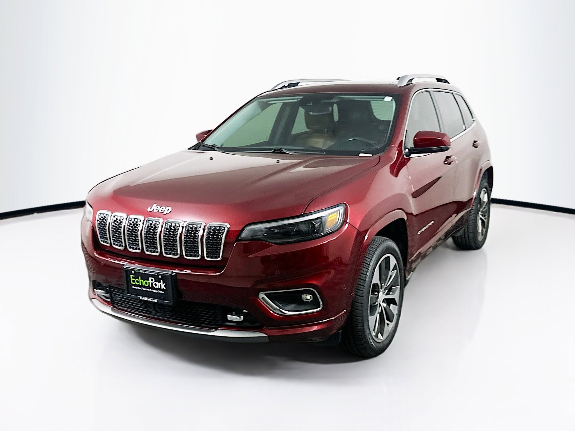 Used 2019 Jeep Cherokee Overland w/ Technology Group AWD/4WD image 3