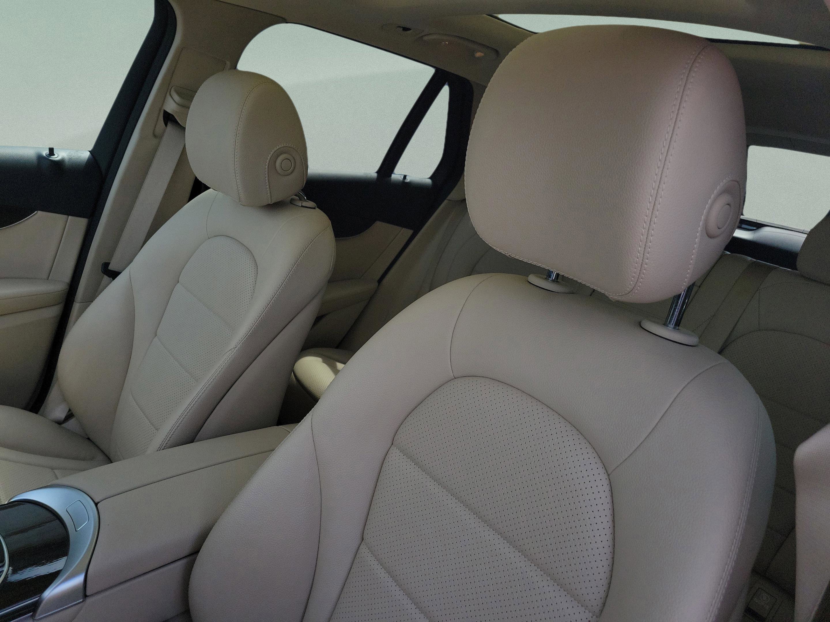 Certified 2022 Mercedes-Benz GLC 300 image 18