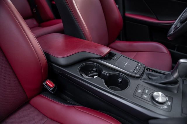Used 2024 Lexus IS 300 F Sport RWD image 39