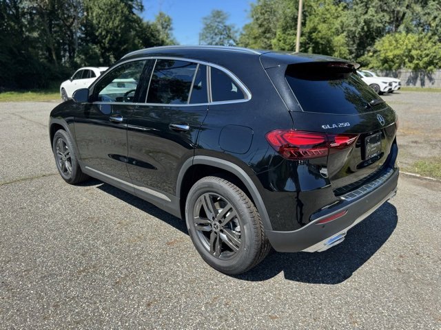 New 2026 Mercedes-Benz GLA 250 4MATIC image 5