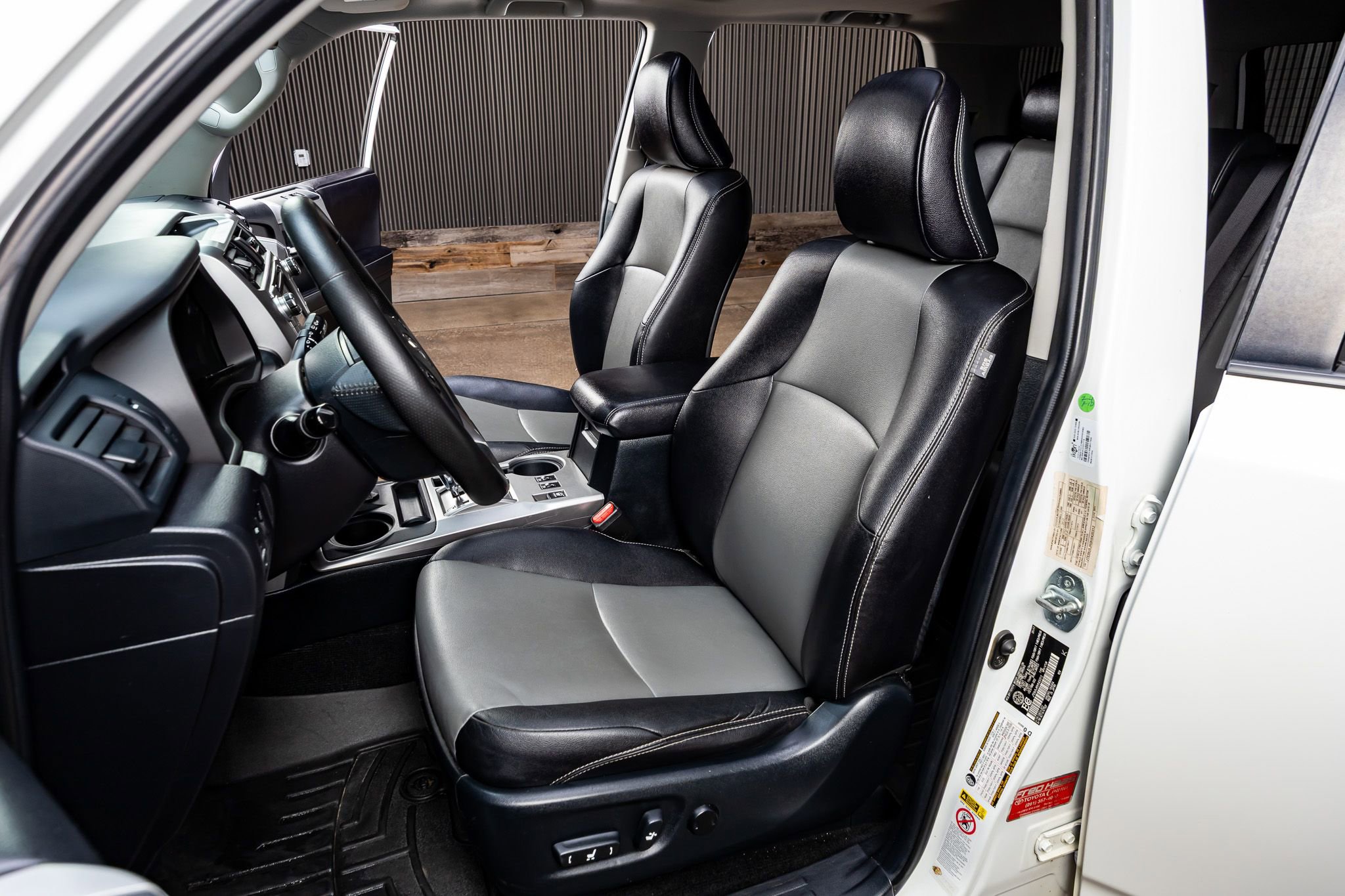 Used 2017 Toyota 4Runner TRD Off-Road Premium image 27