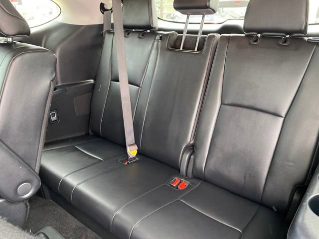 Used 2024 Toyota Highlander XLE image 12