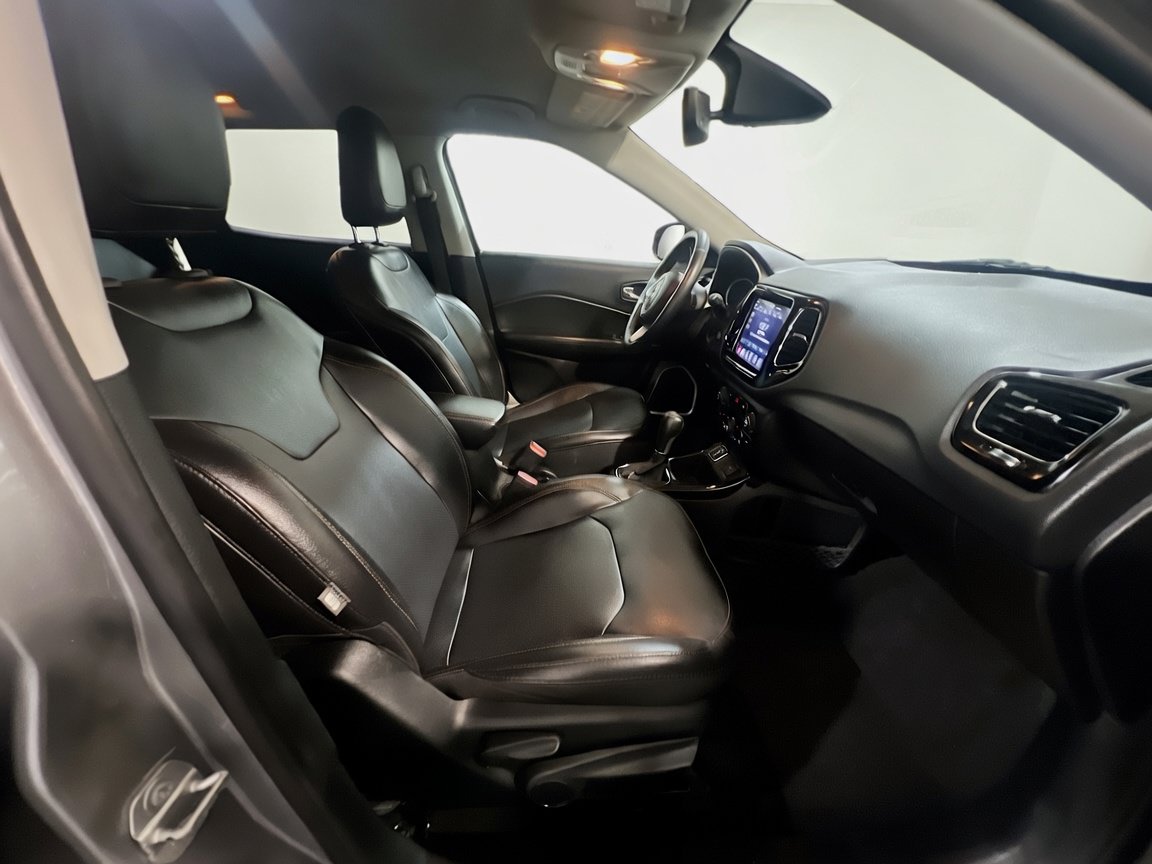 Used 2019 Jeep Compass Limited FWD image 20