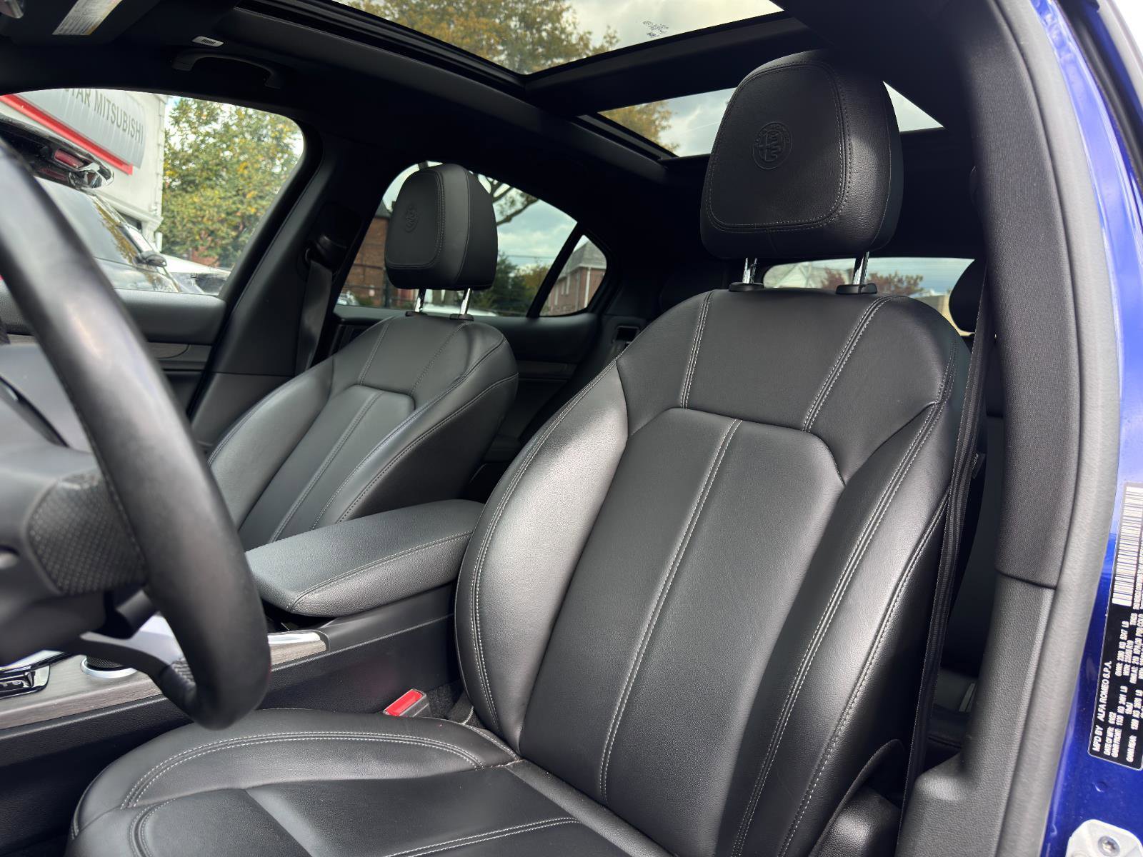 Used 2022 Alfa Romeo Stelvio Ti image 17