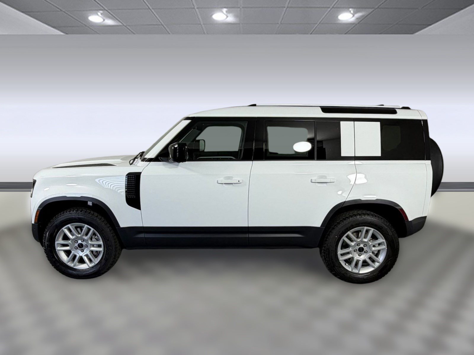 Used 2026 Land Rover Defender 110 S AWD/4WD image 2