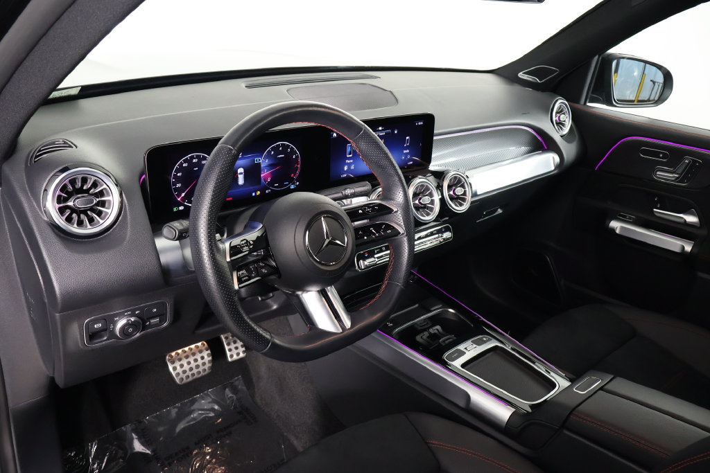 Certified 2024 Mercedes-Benz GLB 250 4MATIC image 7