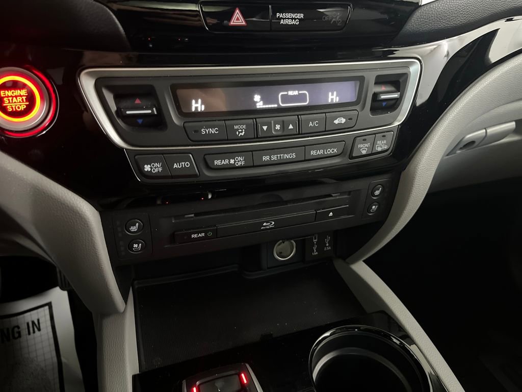 Used 2018 Honda Pilot Elite image 73