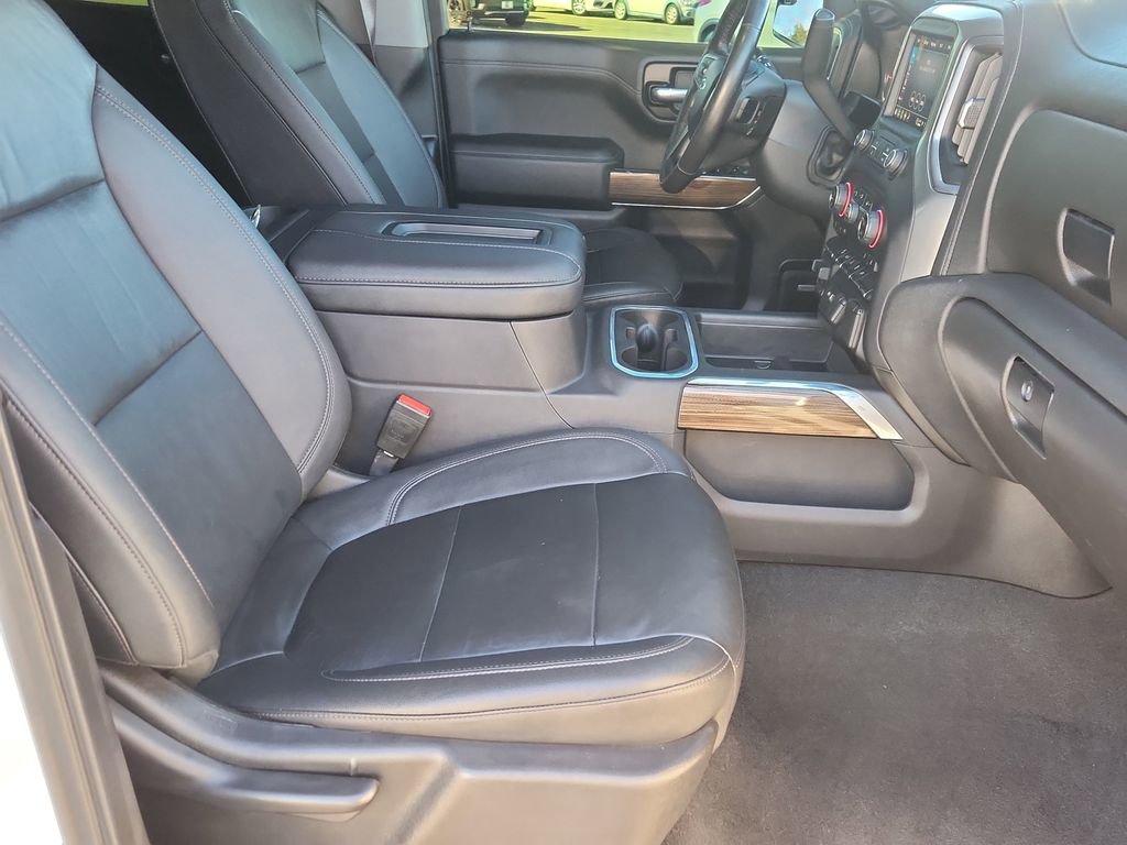 Used 2021 Chevrolet Silverado 1500 LT Trail Boss w/ Convenience Package II image 16