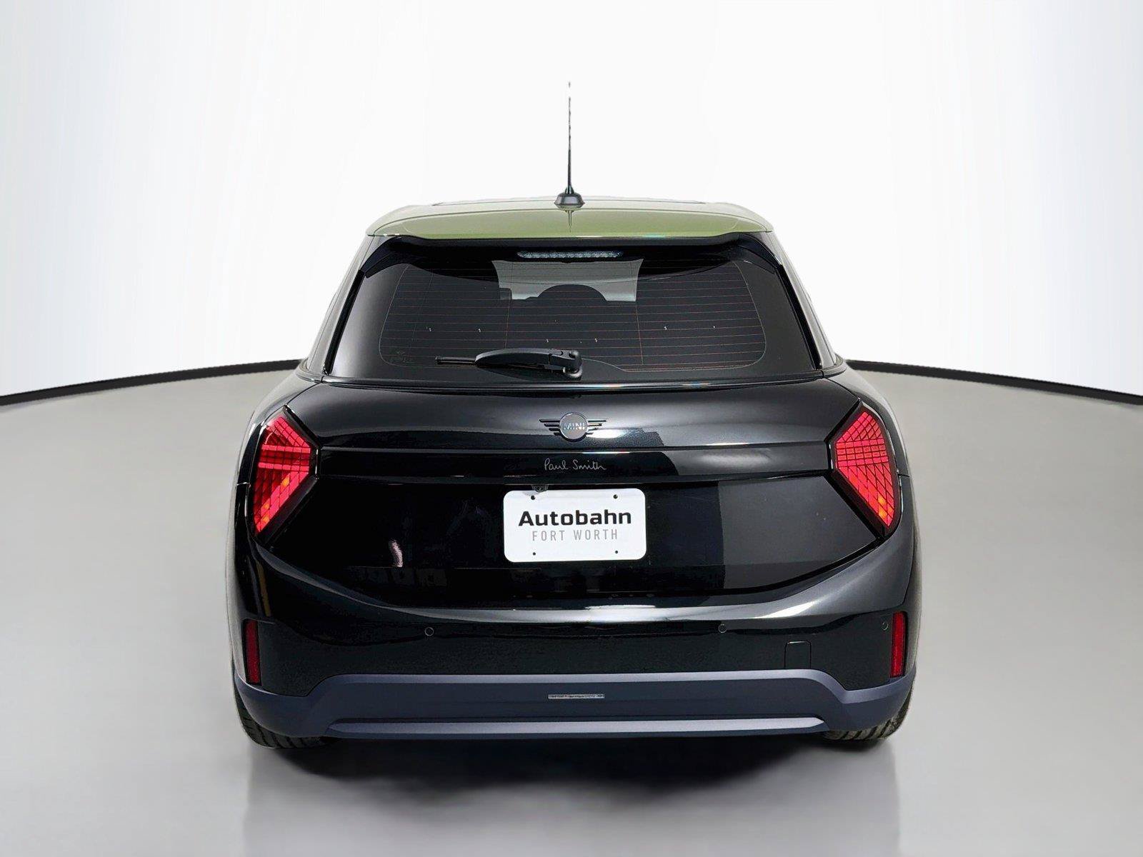 New 2027 MINI Cooper 4-Door Hardtop w/ Paul Smith Edition FWD image 6