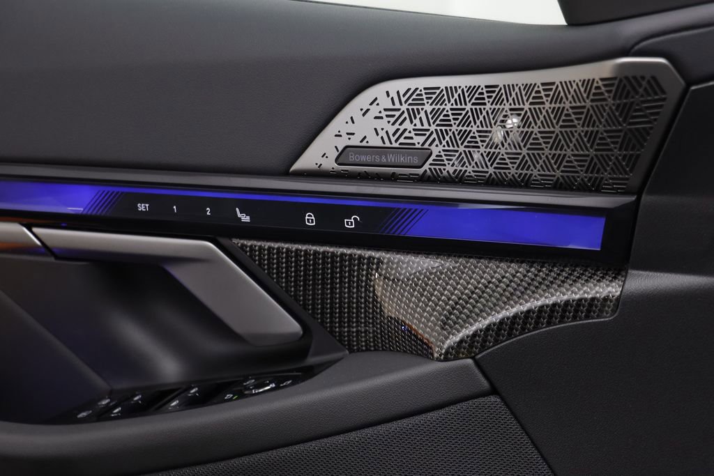 New 2026 BMW M5 w/ Executive Package image 9