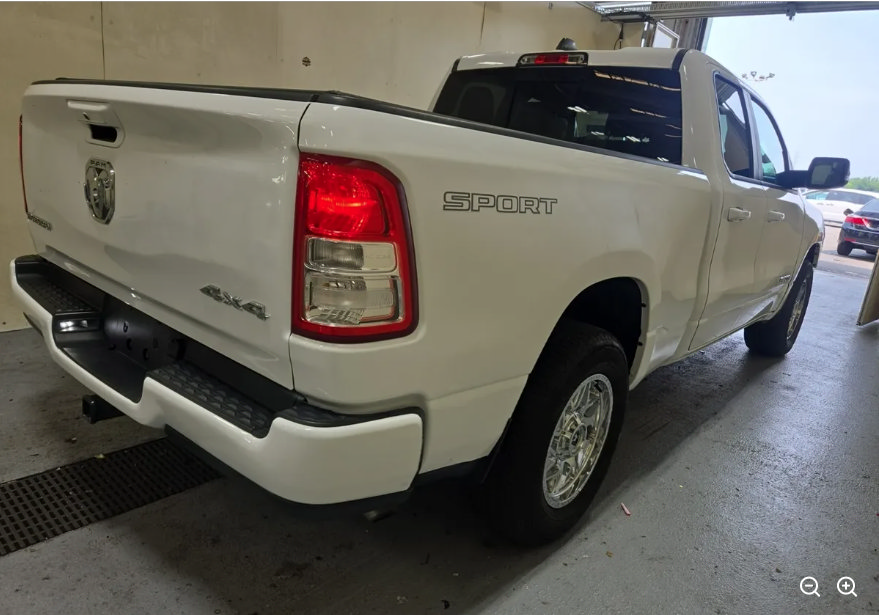 Used 2023 RAM 1500 Big Horn AWD/4WD image 7