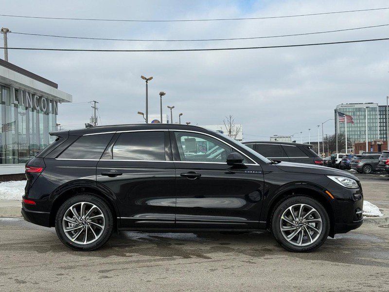 New 2026 Lincoln Corsair Grand Touring image 2