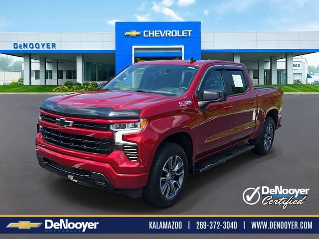 Used 2024 Chevrolet Silverado 1500 RST w/ Z71 Off-Road Package AWD/4WD image 1