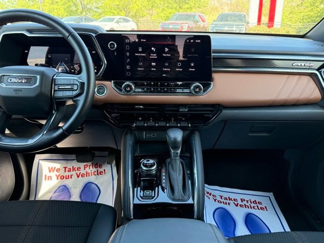 Used 2024 GMC Canyon AT4 w/ Technology Package image 28