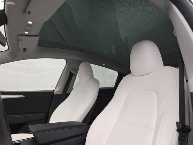 Used 2025 Tesla Model Y Long Range image 38
